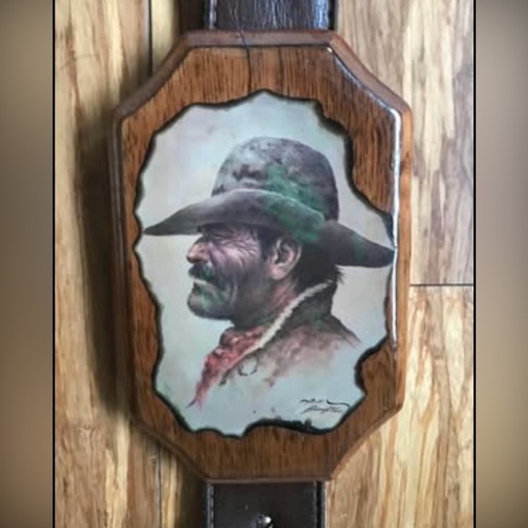 Vintage Cowboy Belt Buckle with Wood Frame - Picture 3 of 6